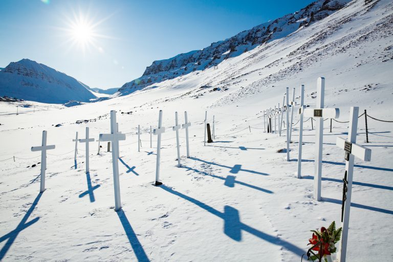 Ingen skal begraves på Svalbard. FOTO: Aleksandra Suzi/ Shutterstock